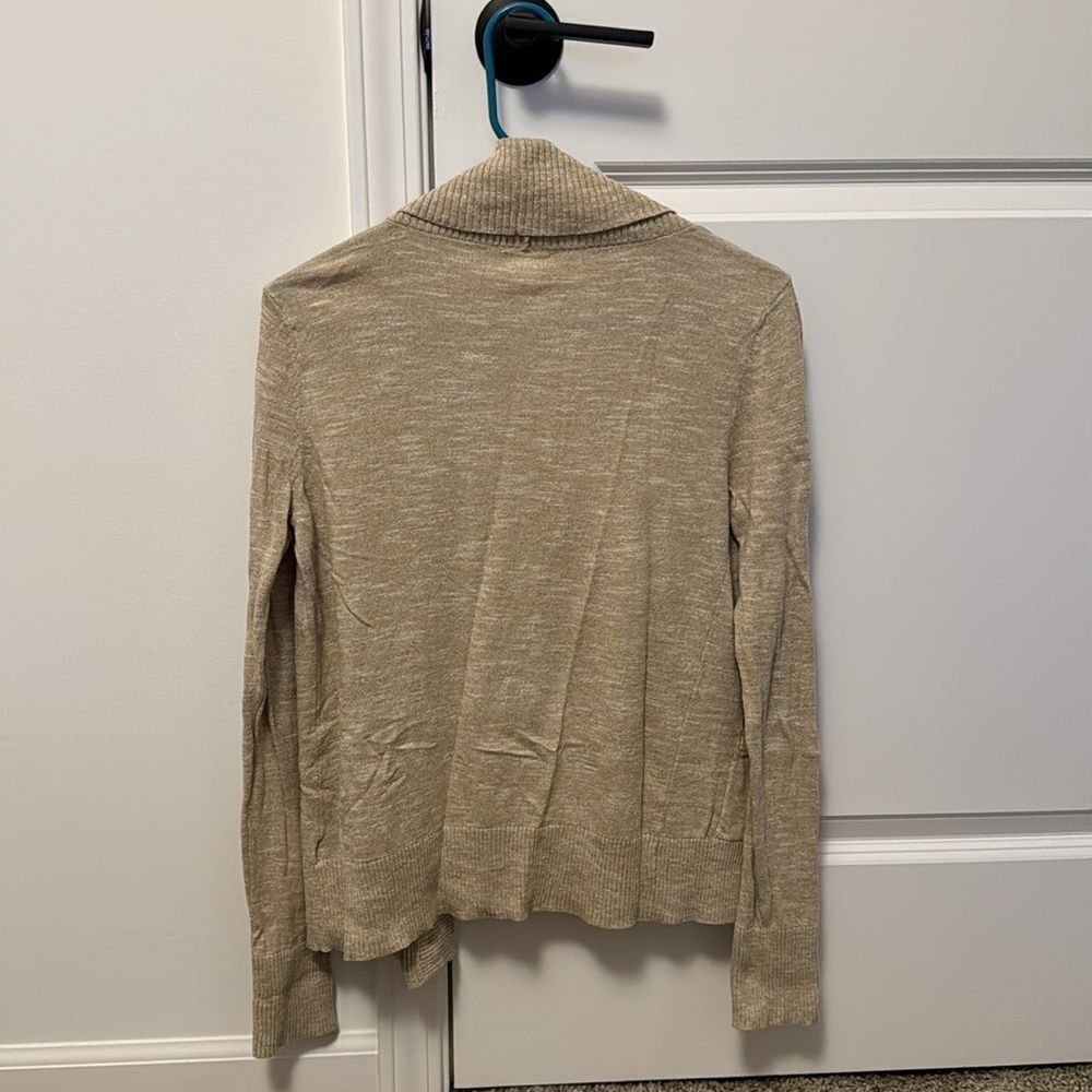 Cardigan   - Picture 4 of 5